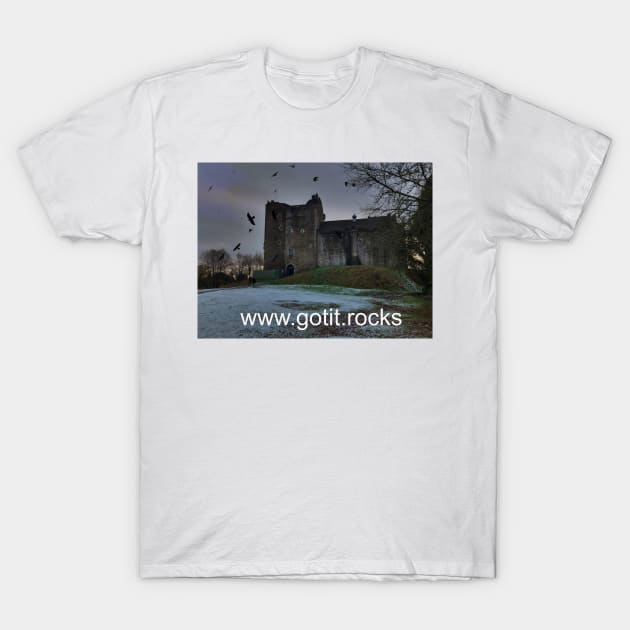 Doune Castle rocks ! T-Shirt by goldyart